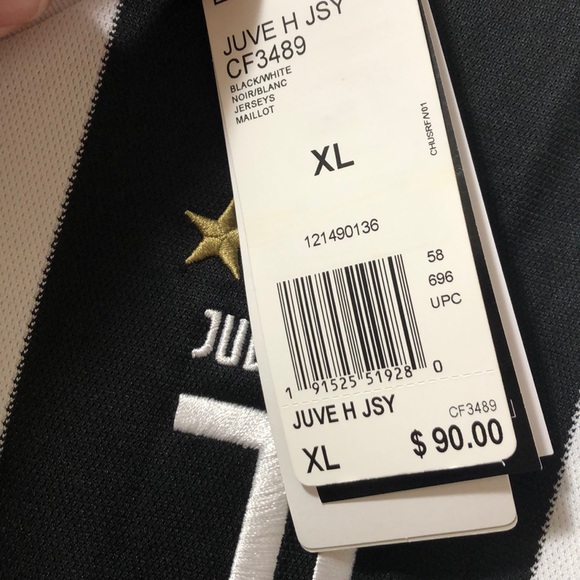 Adidas Juventus Jersey - Picture 3 of 4